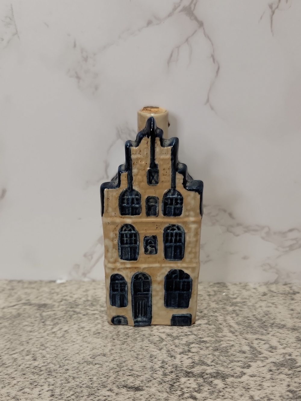 Vintage KLM Blue Delft House #22 The Little Lamb